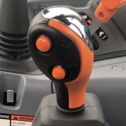 SEMI-POWERSHIFT WITH POWER SHUTTLE TRANSMISSION